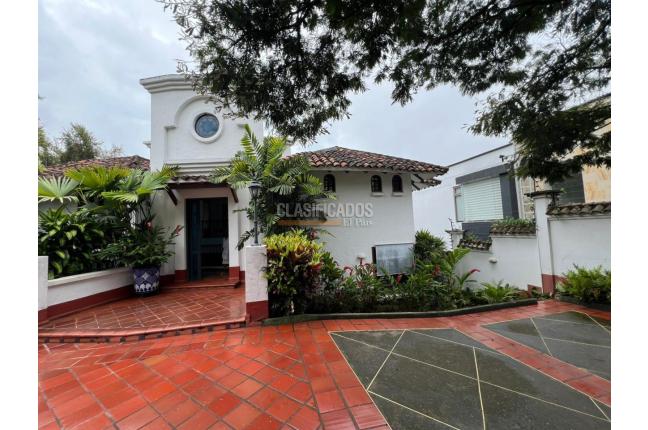 Casas, Venta en Ciudad Jardín