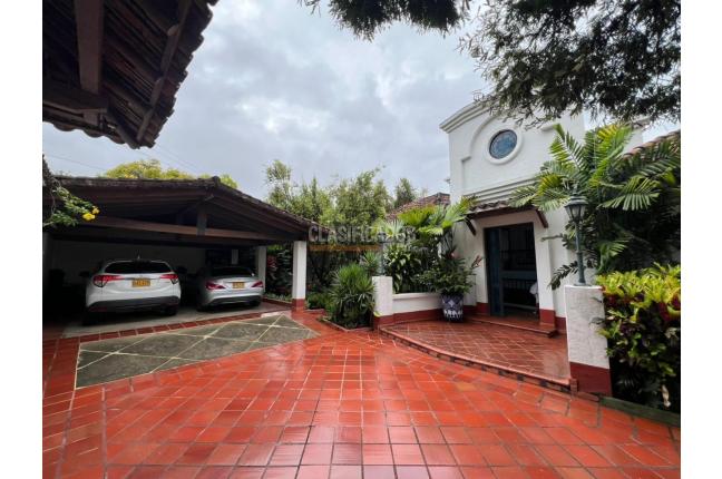 Casas, Venta en Ciudad Jardín