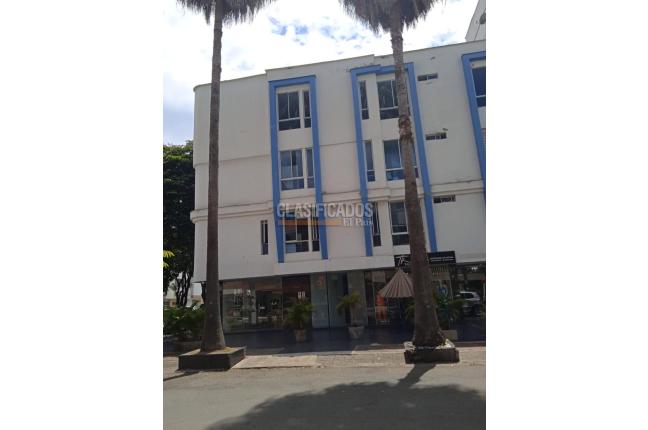 Oficinas y Consultorios, Alquiler, Ciudad Jardín - $1.100.000