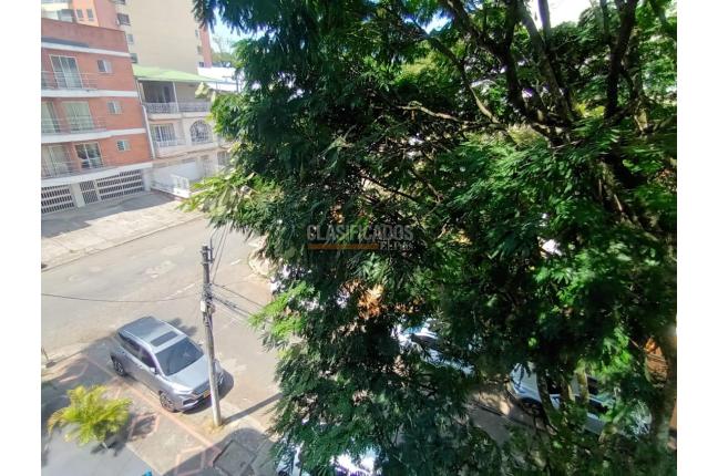 Oficinas y Consultorios, Alquiler, Ciudad Jardín - $1.100.000