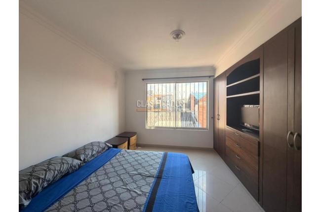 Casas, Alquiler, Calicanto - $3.800.000