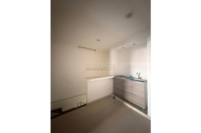 Casas, Alquiler, Calicanto - $3.800.000