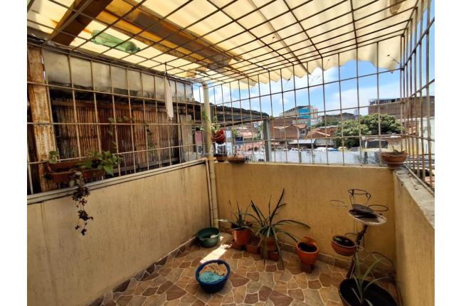 Apartamentos, Alquiler, Bretaña - $800.000