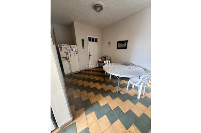 Casas, Venta, Miraflores - $590.000.000