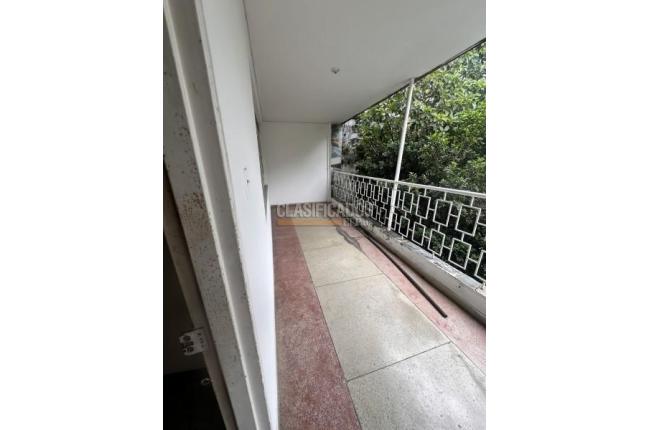 Casas, Venta, Miraflores - $590.000.000