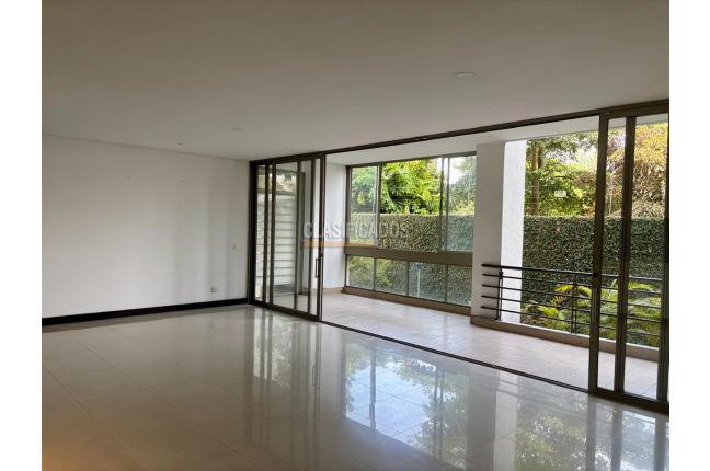 Apartamentos, Venta en Pance