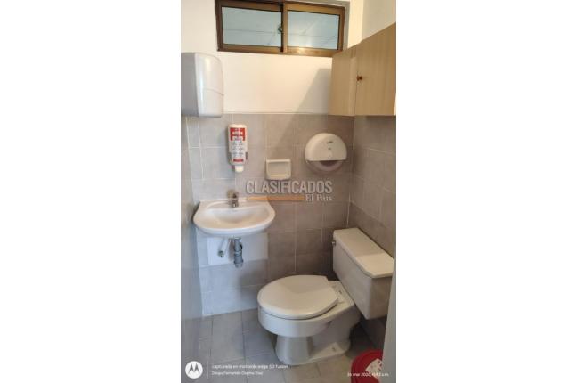 Oficinas y Consultorios, Venta, Versalles - $150.000.000