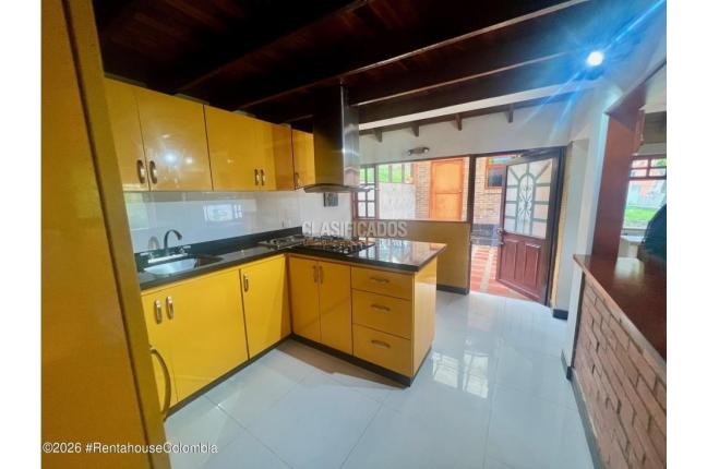 Casas, Alquiler, La Calera - $6.800.000
