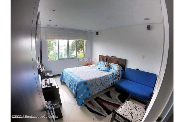 Casas, Venta, Bogotá - $930.000.000