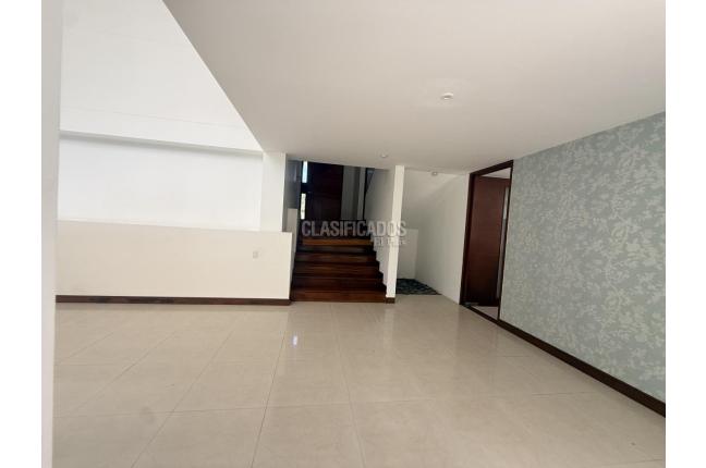 Casas, Alquiler, Ciudad Jardín - $9.000.000