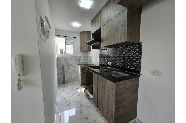 Apartamentos, Alquiler, Candelaria - $950.000