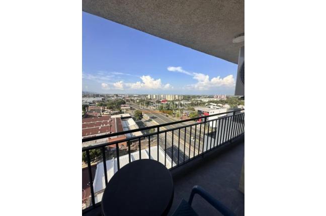 Apartaestudios, Alquiler, La Flora - $2.000.000