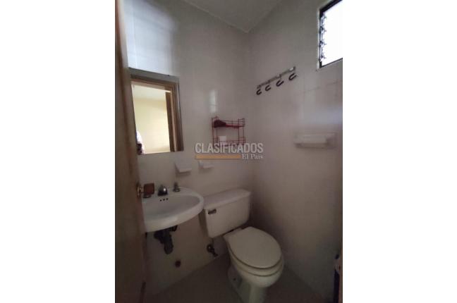 Apartamentos, Alquiler, Versalles - $2.600.000