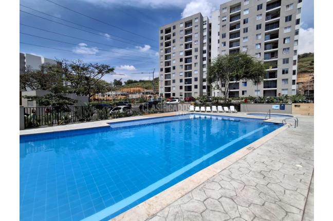 Apartamentos, Alquiler, Yumbo - $1.400.000