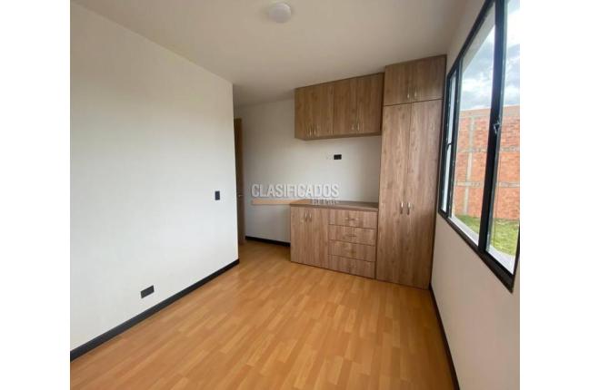 Casas, Venta, Cota - $530.000.000