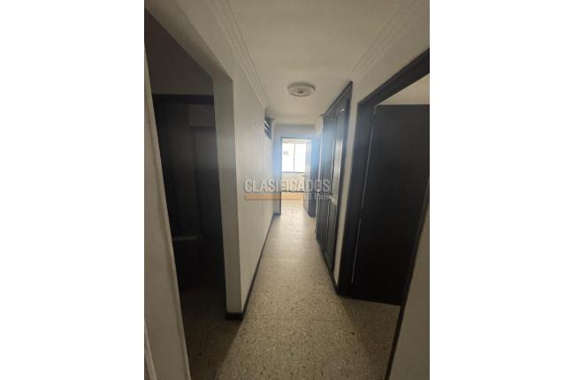 Apartamentos, Alquiler, Granada - $2.100.000