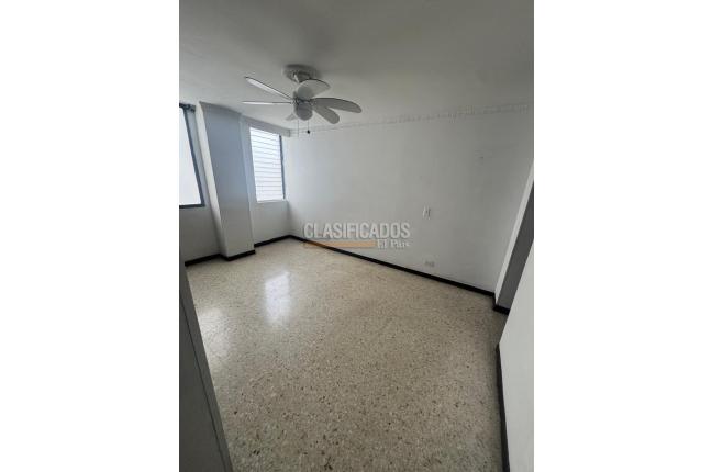 Apartamentos, Alquiler, Granada - $2.100.000
