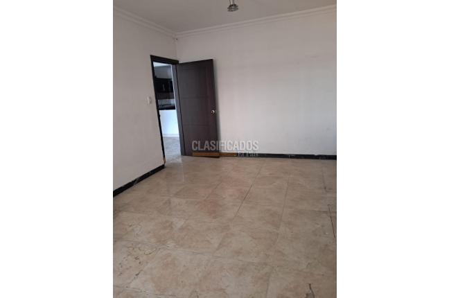 Casas, Venta, Ulpiano Lloreda - $620.000.000