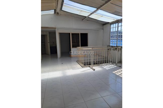 Casas, Venta, Ulpiano Lloreda - $620.000.000