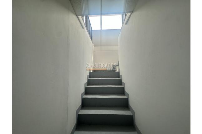 Locales y Bodegas, Alquiler, Funza - $1.900.000