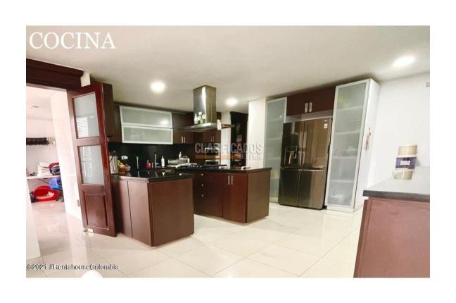 Apartamentos, Venta, Bogotá - $5.500.000.000
