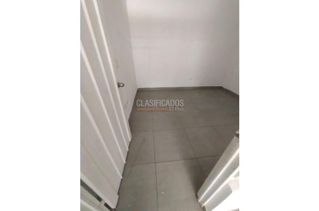 Locales y Bodegas, Alquiler, Laureano Gómez - $750.000