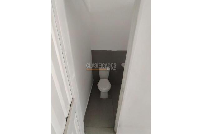 Locales y Bodegas, Alquiler, Laureano Gómez - $750.000