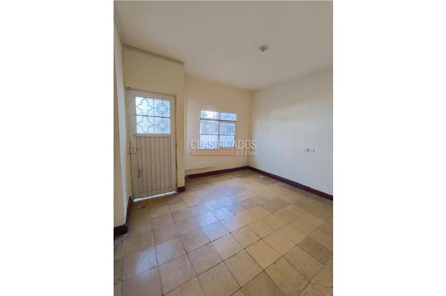 Apartamentos, Alquiler, El Troncal - $950.000