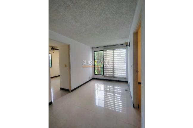 Apartamentos, Alquiler, Multicentro - $2.250.000