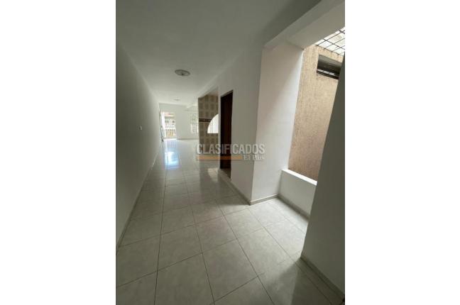 Apartamentos, Alquiler, Santa Elena - $1.250.000