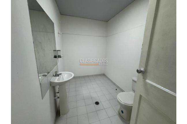 Oficinas y Consultorios, Alquiler, Versalles - $3.500.000