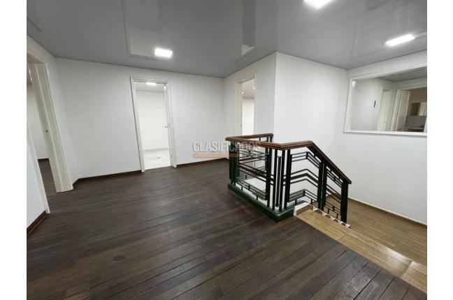 Oficinas y Consultorios, Alquiler, Versalles - $3.500.000