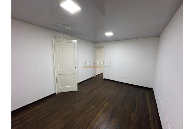 Oficinas y Consultorios, Alquiler, Versalles - $3.500.000