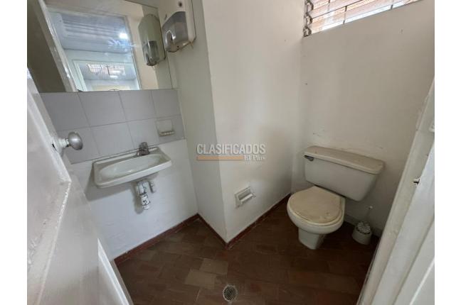 Oficinas y Consultorios, Alquiler, Versalles - $3.500.000