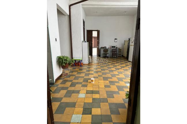 Casas, Venta, San Antonio - $1.100.000.000