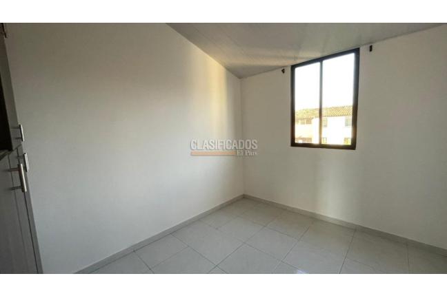 Apartamentos, Alquiler, Alcázares - $800.000