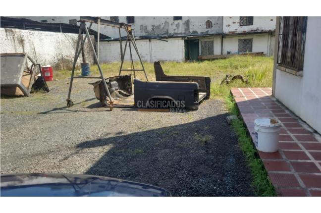 Garajes y Parqueaderos, Alquiler en Bretaña