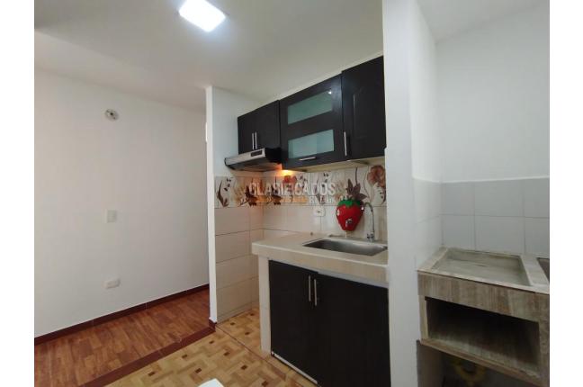 Apartamentos, Alquiler, Yumbo - $800.000