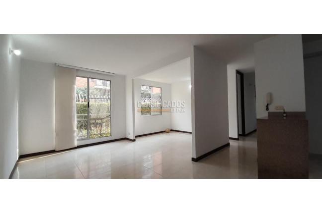 Apartamentos, Alquiler, La Hacienda - $1.900.000