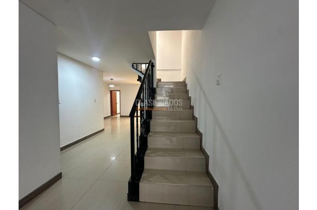 Apartamentos, Venta, Madrid - $440.000.000