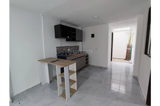 Casas, Alquiler, Santa Bárbara - $900.000
