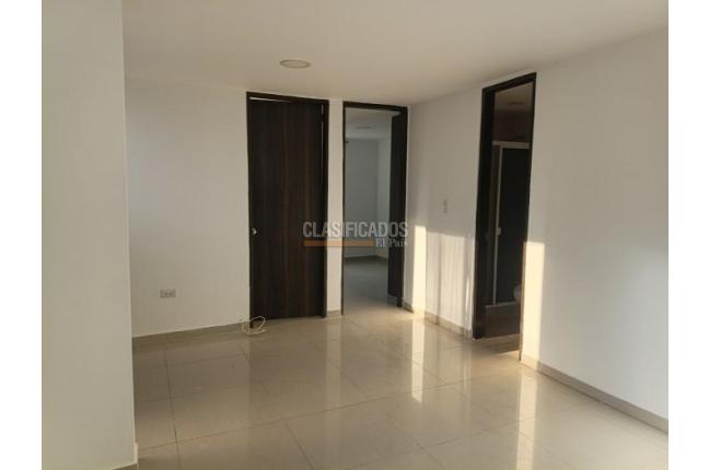 Locales y Bodegas, Alquiler, Tejares de San Fernando - $2.500.000