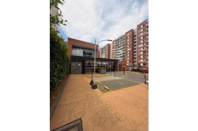 Apartamentos, Alquiler, Ciudad Jardín - $2.400.000