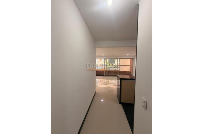 Apartamentos, Alquiler, Ciudad Jardín - $2.400.000