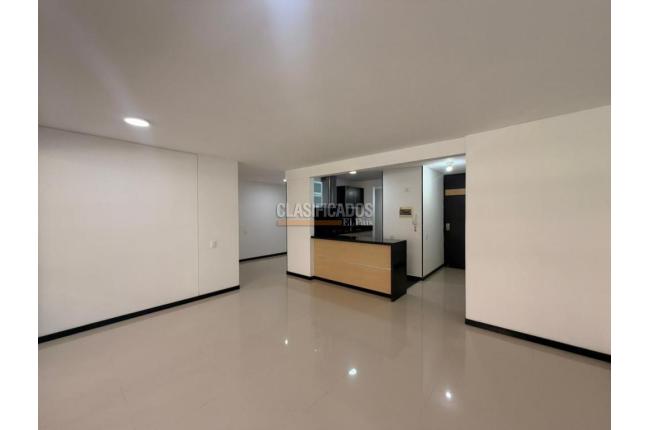 Apartamentos, Alquiler, Ciudad Jardín - $2.400.000