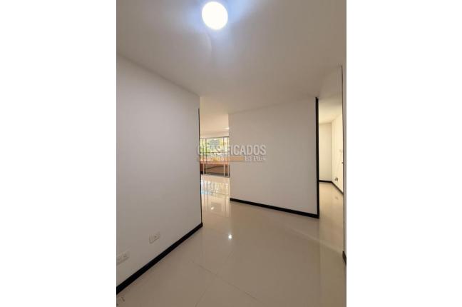 Apartamentos, Alquiler, Ciudad Jardín - $2.400.000