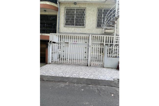 Casas, Alquiler en Samanes de Guadalupe