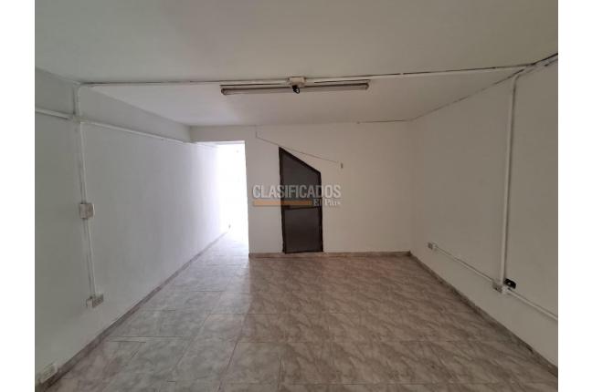 Locales y Bodegas, Alquiler, San Vicente - $1.100.000