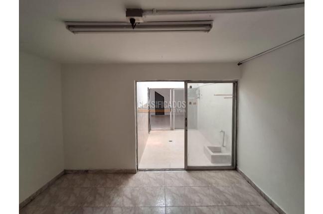 Locales y Bodegas, Alquiler, San Vicente - $1.100.000