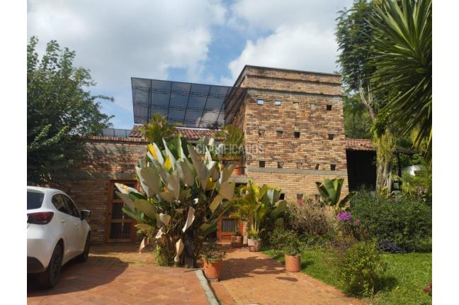 Casas, Alquiler en Pance